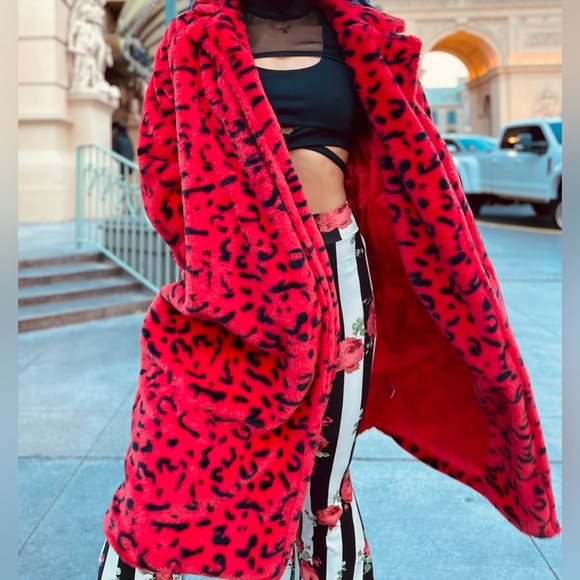 Dollskill Faux Fur Cherry Red/Black Length Coat - Picture 6 of 7
